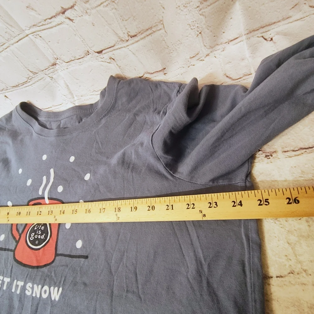 Life is Good XXL Women's Crusher T Shirt " Let it Snow" Hot Mug Graphic - Picture 9 of 13